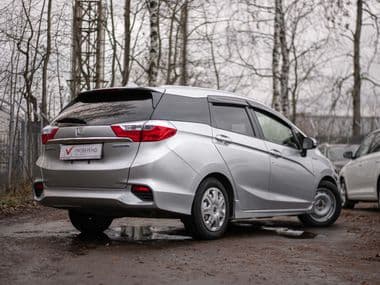 Honda Shuttle 2015 года, 122 357 км - вид 2