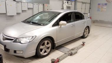 Honda Civic 2007 года, 247 943 км - вид 1