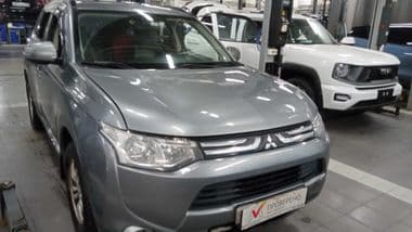 Mitsubishi Outlander 2012 года, 193 948 км - вид 2