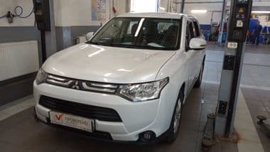 Mitsubishi Outlander 2013 года, 223 209 км - вид 1