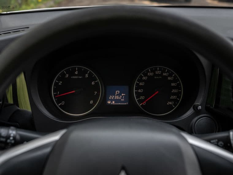 Mitsubishi Outlander, 2013 - вид 4