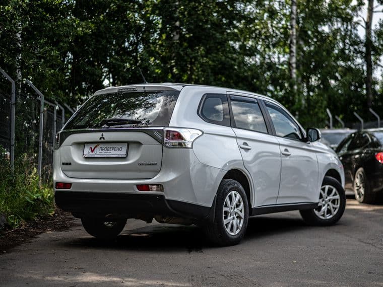 Mitsubishi Outlander, 2013 - вид 1