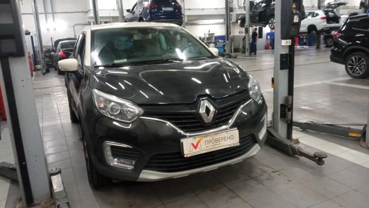 Renault Kaptur 2016 года, 301 522 км - вид 2