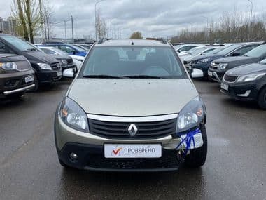 Renault Sandero Stepway 2014 года, 72 041 км - вид 2