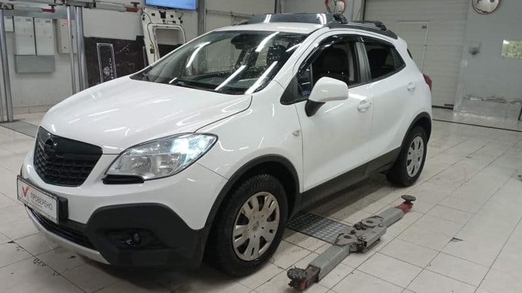 Opel Mokka, 2013
