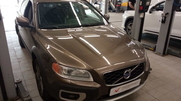 Volvo XC70, 2011