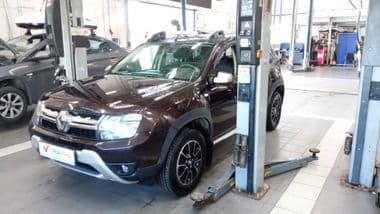 Renault Duster 2017 года, 138 287 км - вид 1