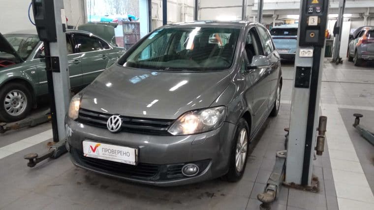 Volkswagen Golf Plus 2011 года, 197 512 км - вид 1