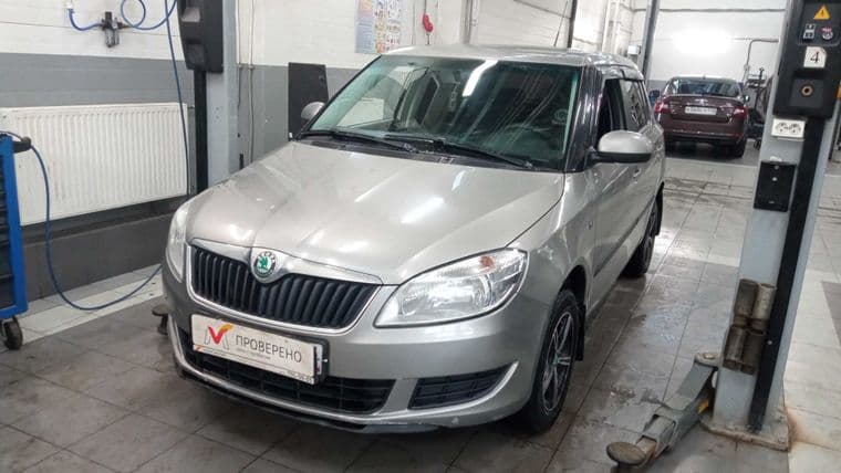 Skoda Fabia 2011 года, 163 642 км - вид 1