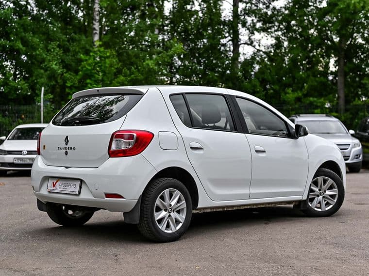 Renault Sandero 2020 года, 122 479 км - вид 2
