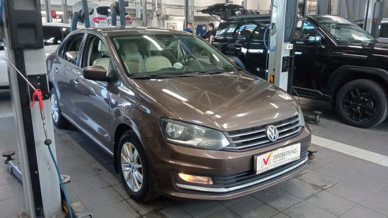 Volkswagen Polo, 2015 - вид 1