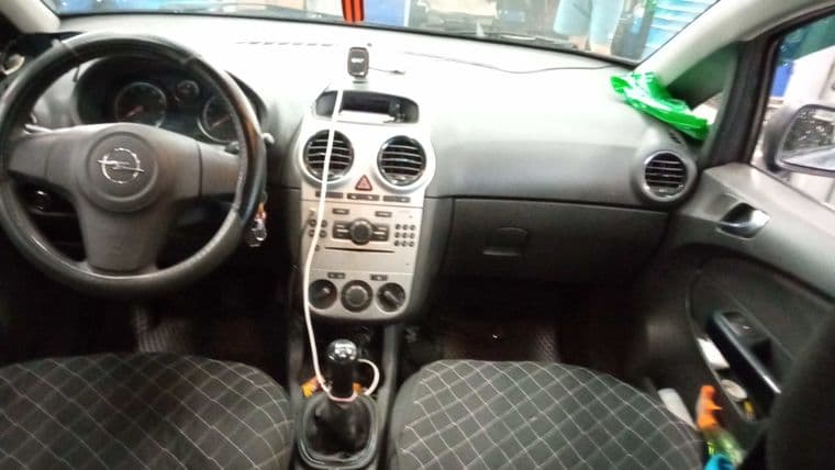 Opel Corsa, 2012 - вид 4