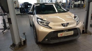 Toyota Aygo 2023 года, 5 506 км - вид 2