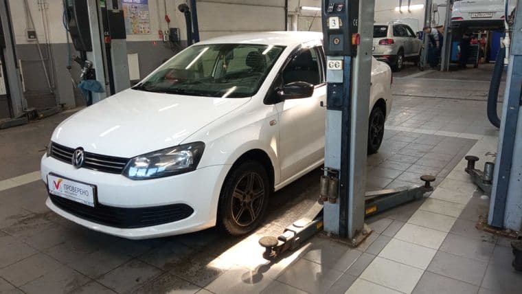 Volkswagen Polo 2011 года, 148 130 км - вид 1