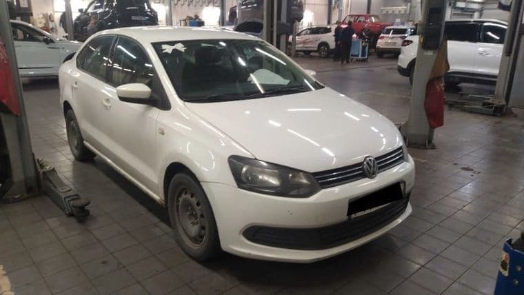 Volkswagen Polo 2011 года, 276 698 км - вид 2