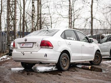 Volkswagen Polo 2011 года, 276 698 км - вид 2