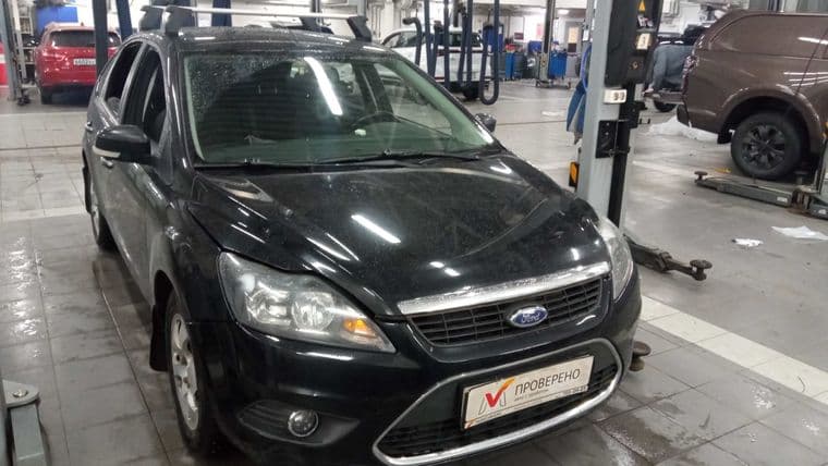 Ford Focus 2010 года, 197 273 км - вид 2