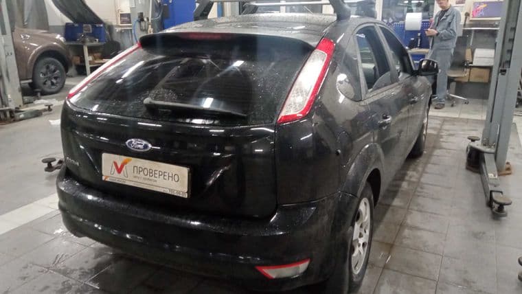 Ford Focus, 2010 - вид 2
