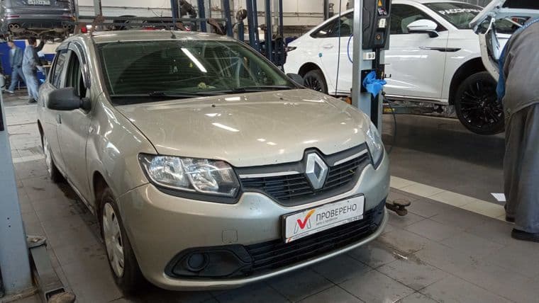 Renault Logan 2015 года, 177 611 км - вид 2