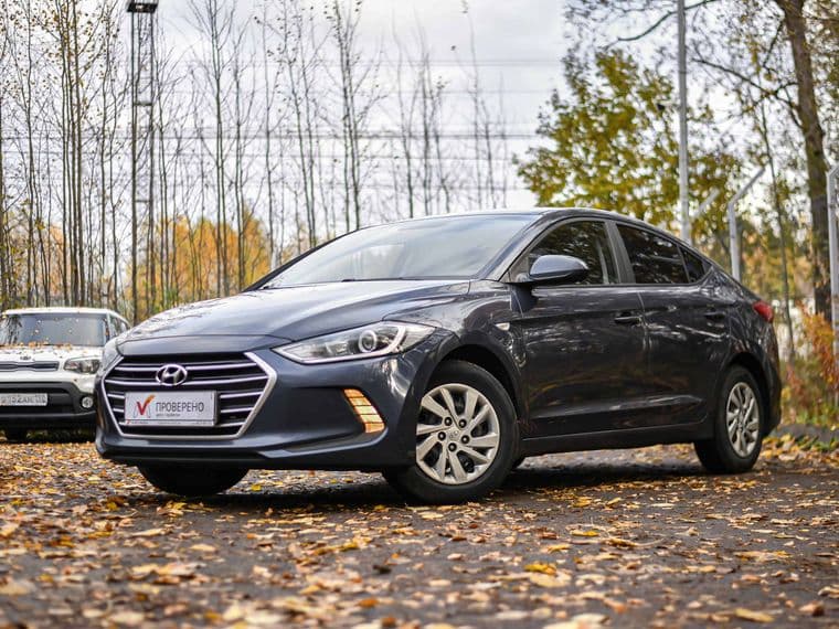 Hyundai Elantra, 2016