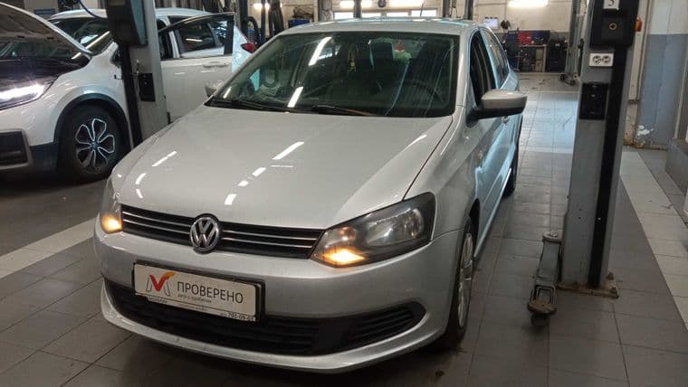Volkswagen Polo 2014 года, 143 000 км - вид 1