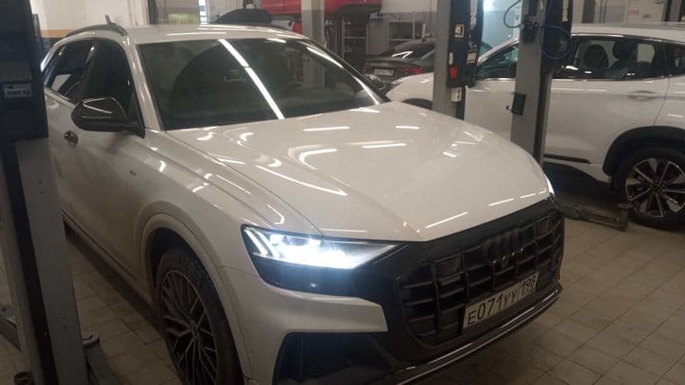 Audi Q8, 2019 - вид 1