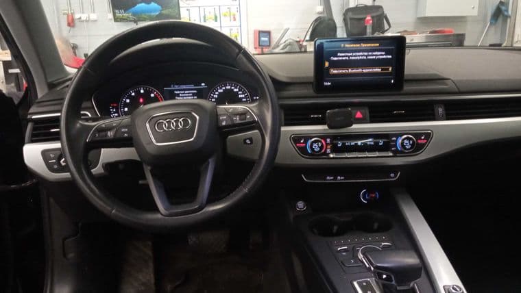 Audi A4, 2018 - вид 4