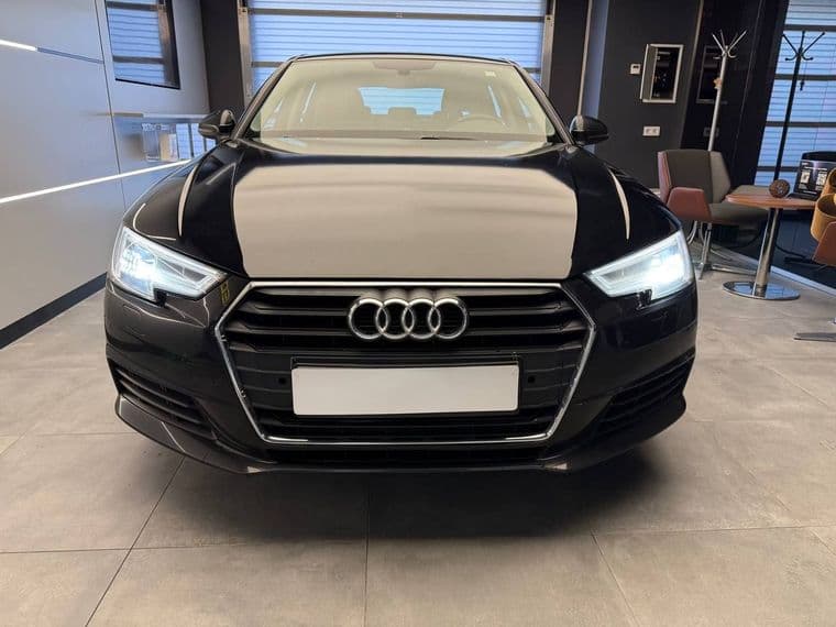 Audi A4 2018 года, 104 877 км - вид 2