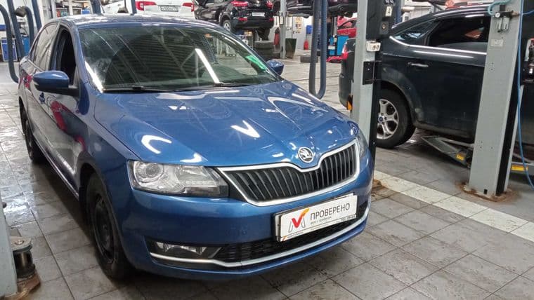 Skoda Rapid 2017 года, 200 936 км - вид 2