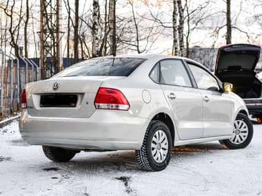 Volkswagen Polo 2013 года, 141 118 км - вид 2