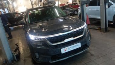 KIA Seltos 2020 года, 88 653 км - вид 2