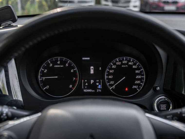 Mitsubishi Outlander, 2019 - вид 4