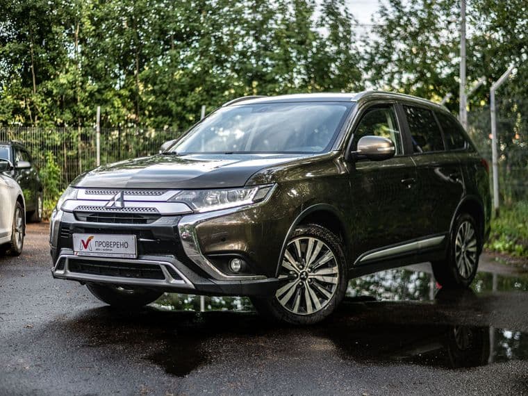 Mitsubishi Outlander, 2019