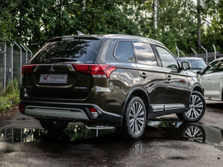 Mitsubishi Outlander, 2019 - вид 1