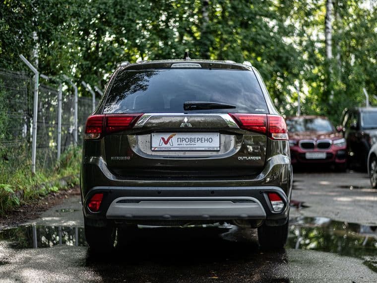 Mitsubishi Outlander, 2019 - вид 3