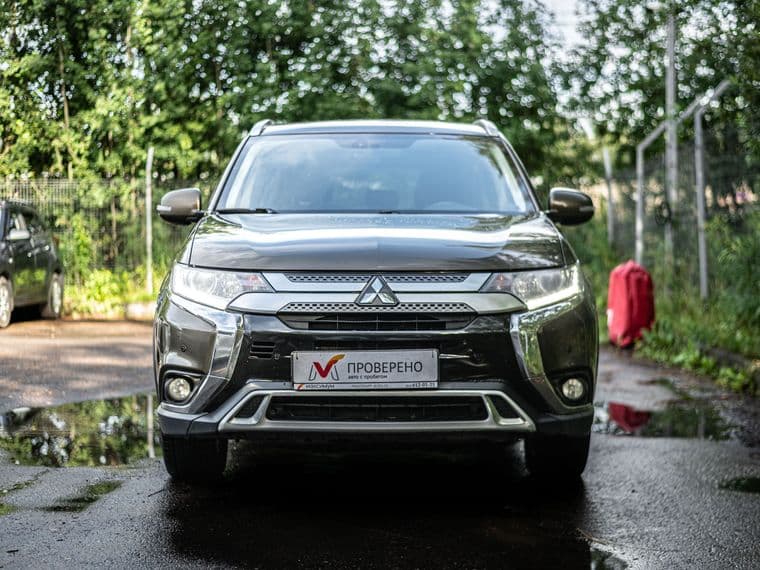Mitsubishi Outlander, 2019 - вид 2