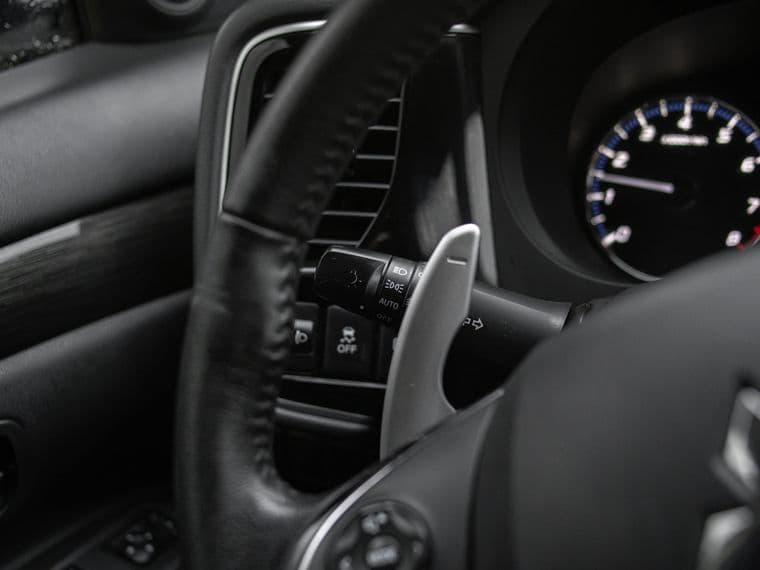 Mitsubishi Outlander, 2018 - вид 4