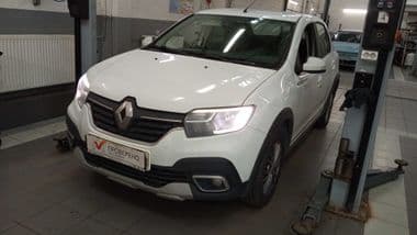 Renault Logan Stepway 2021 года, 197 000 км - вид 1
