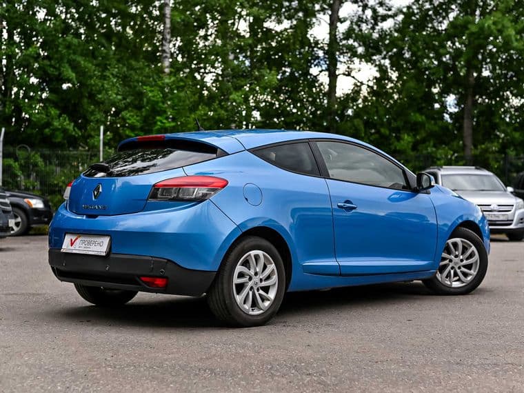Renault Megane 2013 года, 125 175 км - вид 2