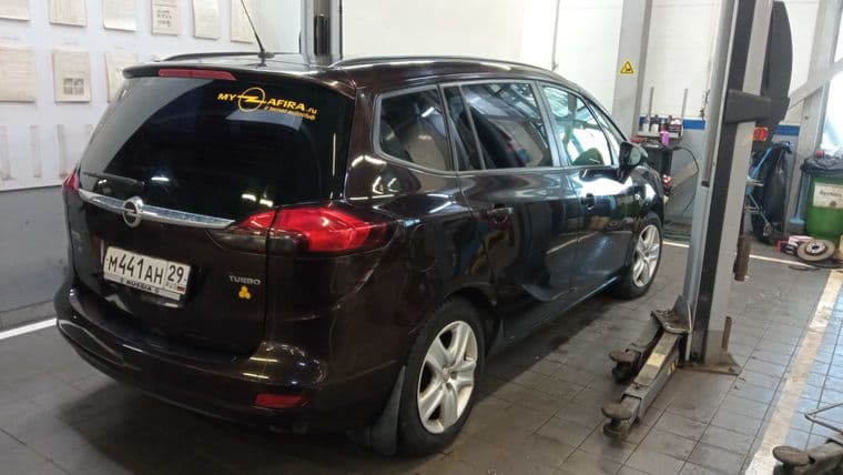 Opel Zafira, 2013 - вид 2