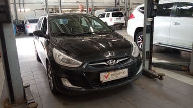 Hyundai Solaris 2014 года, 194 783 км - вид 2