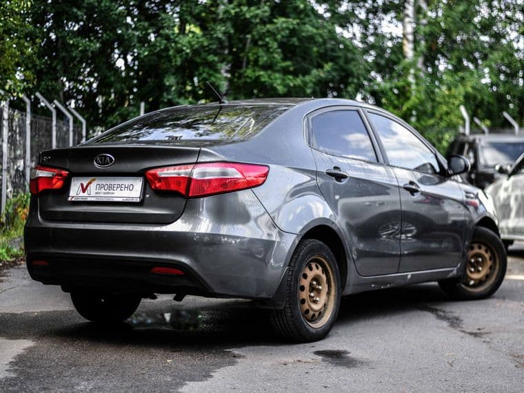 KIA Rio 2011 года, 112 900 км - вид 2
