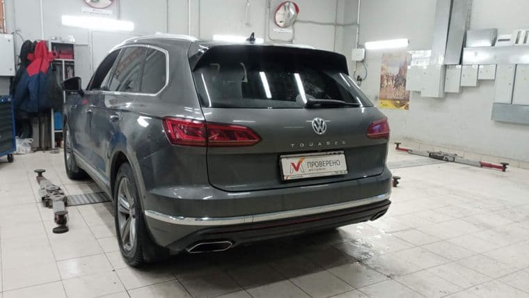 Volkswagen Touareg, 2019 - вид 3