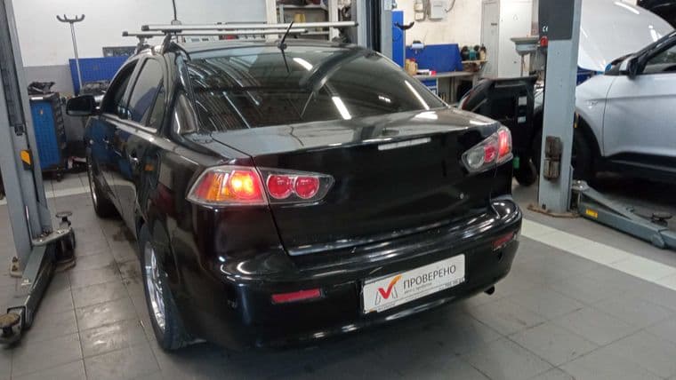 Mitsubishi Lancer, 2010 - вид 2