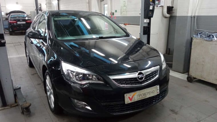 Opel Astra, 2012 - вид 1