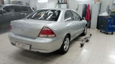 Nissan Almera Classic 2010 года, 215 951 км - вид 2