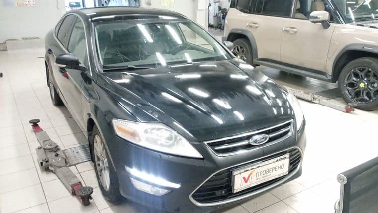 Ford Mondeo 2013 года, 315 000 км - вид 2