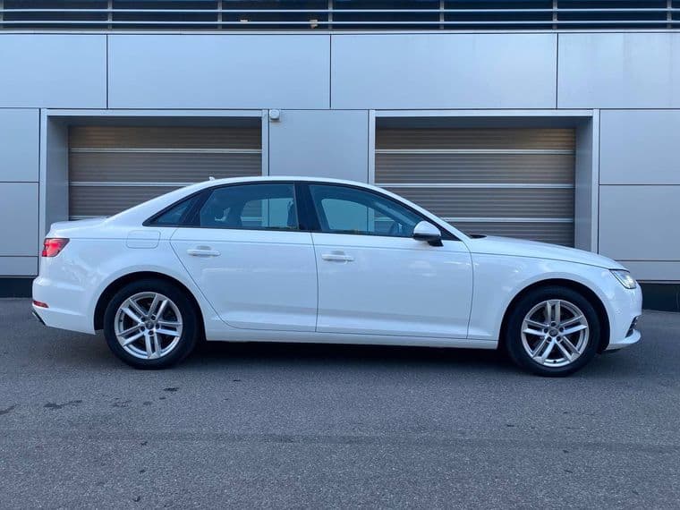 Audi A4, 2018 - вид 3