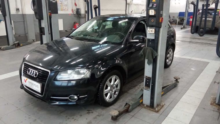 Audi A3 2011 года, 121 953 км - вид 1