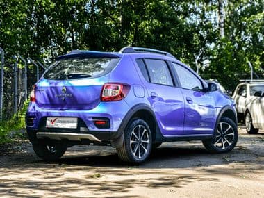 Renault Sandero Stepway 2016 года, 90 265 км - вид 2